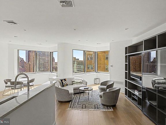 5th image of 202-210 W Rittenhouse Sq Suite 1808