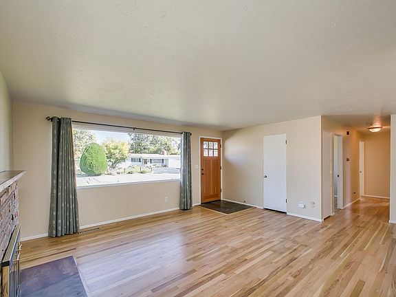 4th image of 6417 W Tahoe Dr