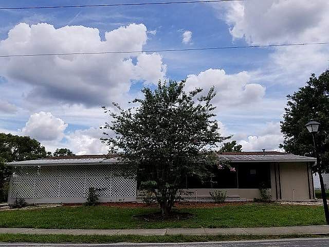 1st image of 1039 Laura St