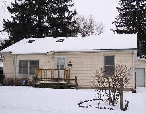 1st image of 818 W Charles St