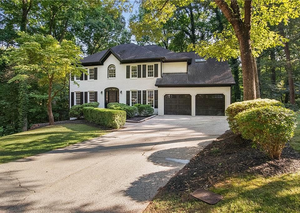 1st image of 4560 Windsor Oaks Ct