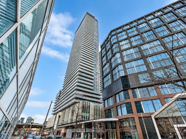 15 Lower Jarvis St, Toronto, ON
