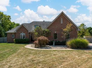 2868 Lewis Center Rd, Lewis Center, OH 43035