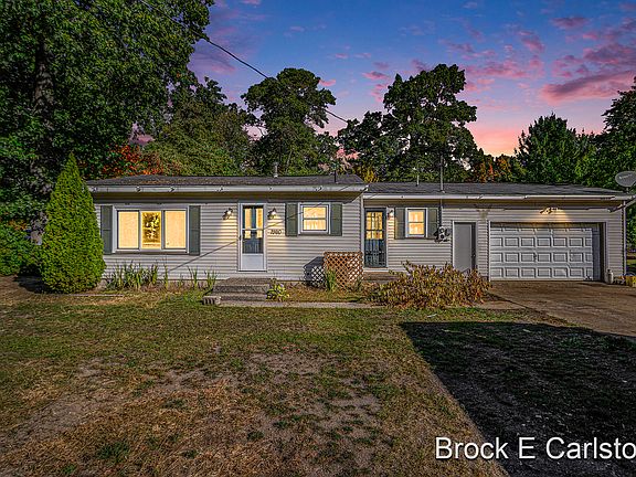 2nd image of 1960 Nielwood Dr
