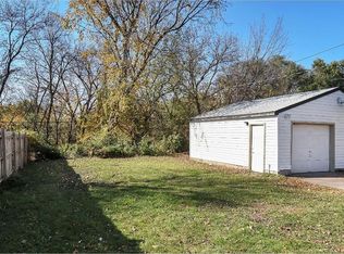 561 Gotzian St, Saint Paul, MN 55106