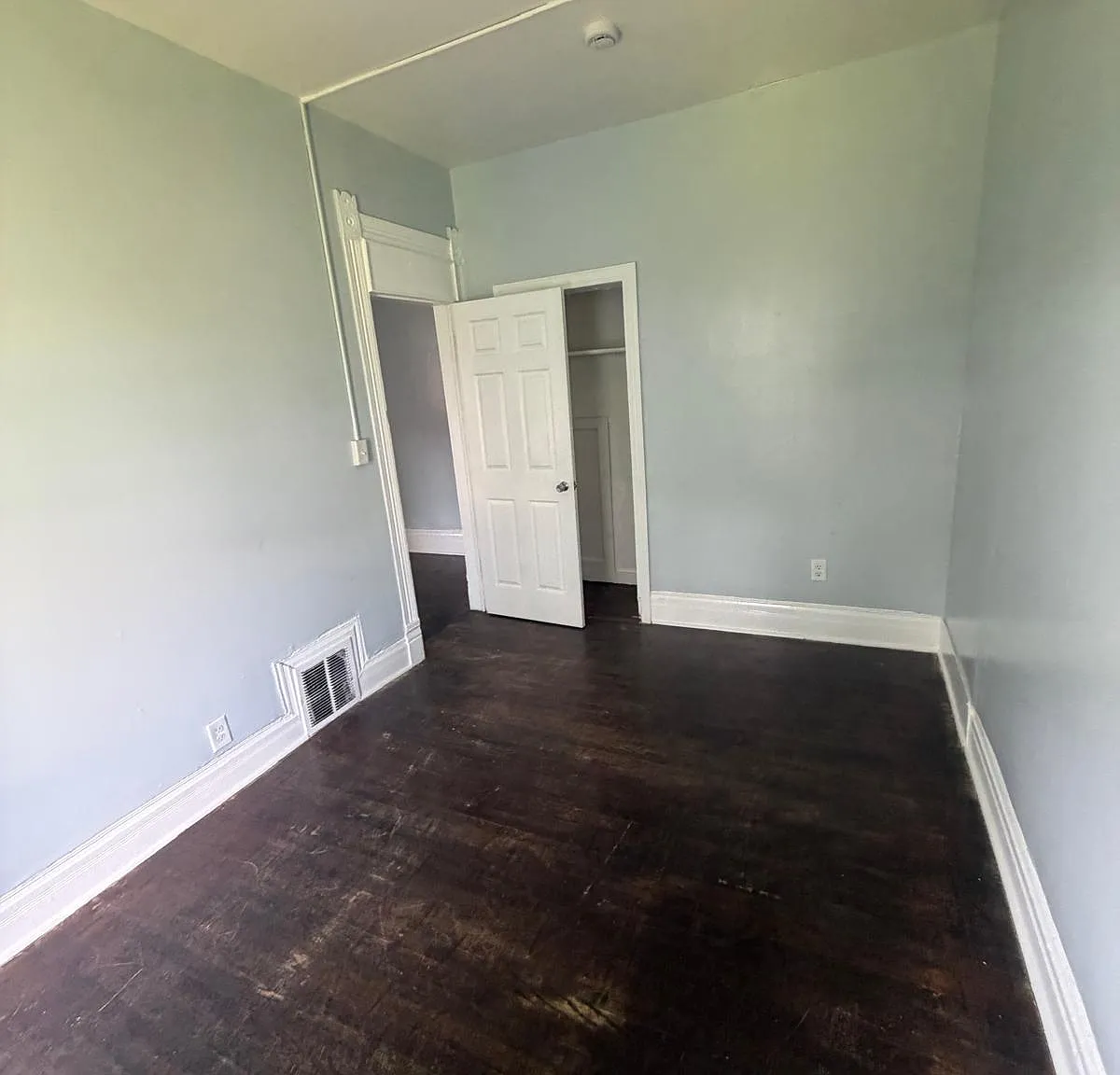 1507 North Salina Street - 2 — Photo 4
