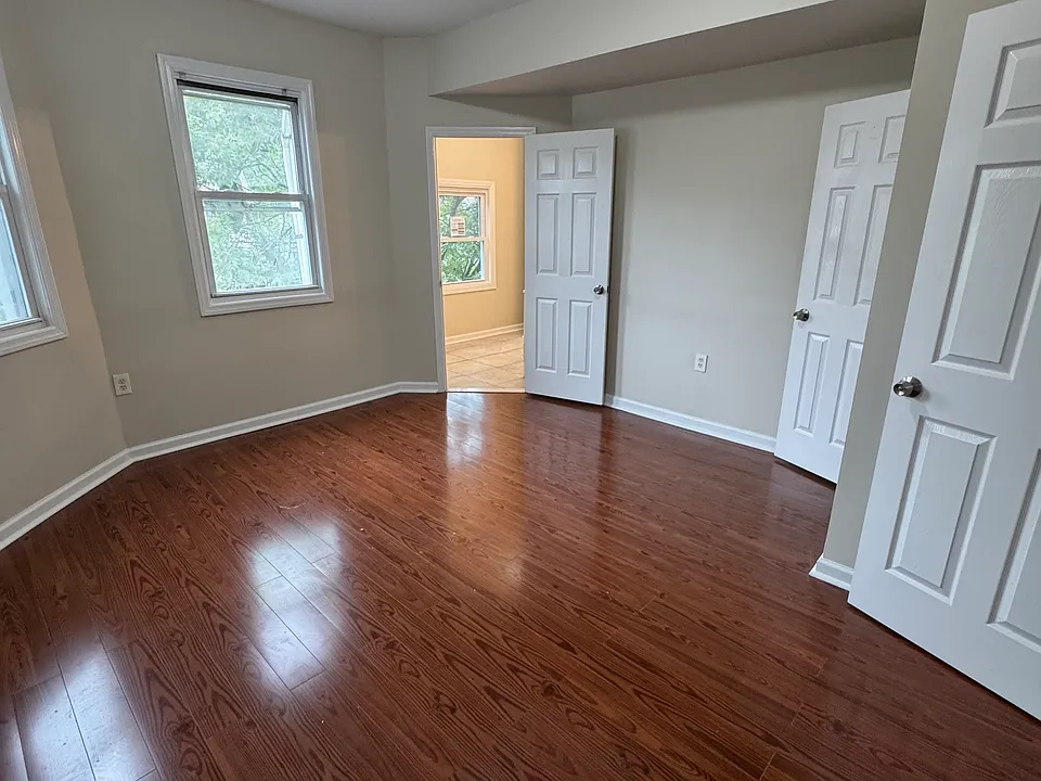 195 N 11th St #3