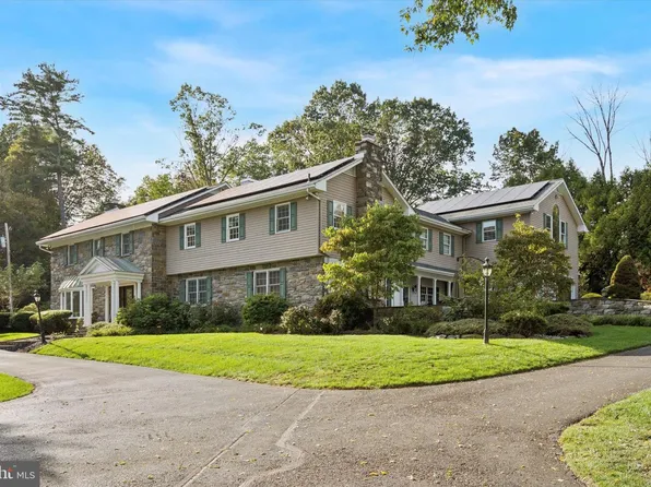 1087 Mount Eyre Rd, Washington Crossing, PA 18977