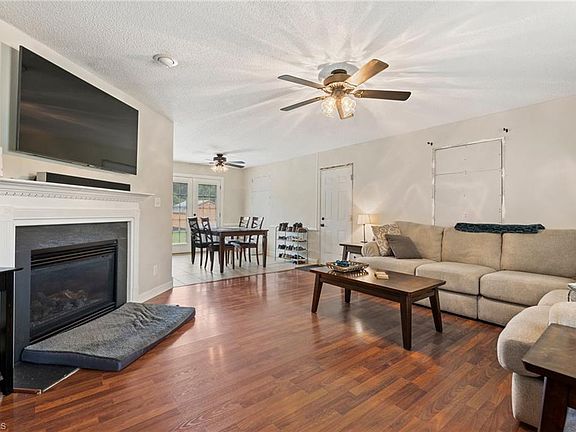 5th image of 5587 Dwight Dr