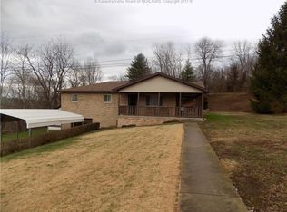 526 Laurel Frk, Sumerco, WV 25567