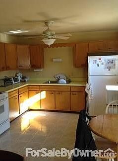 4th image of 14541 Ash St
