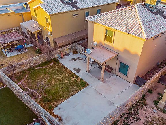3rd image of 3720 Grand Bahamas Dr