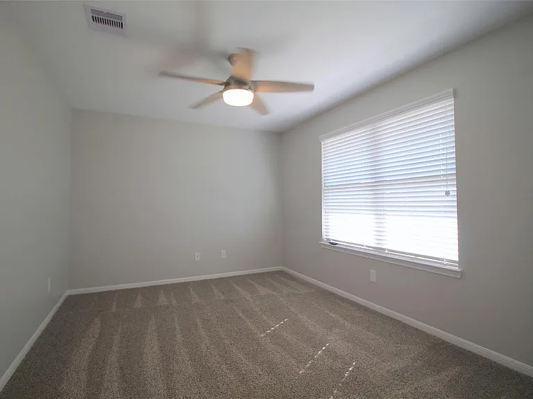 3410 McDonough Way — Photo 4