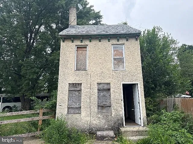 2018 Miller St photo 1