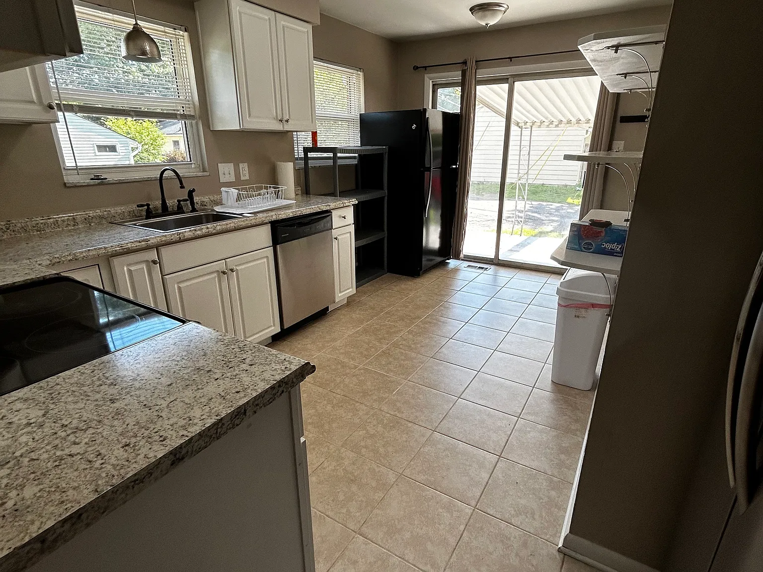 5220 Boulevard Place — Photo 4