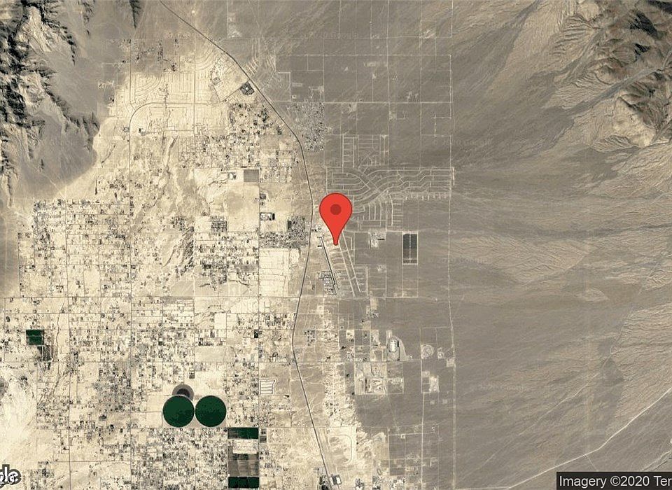 1st image of 1220 E Airplane Pl