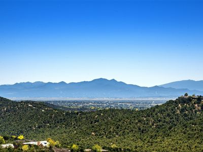 2051 Cerros Altos, Santa Fe, NM, 87501
