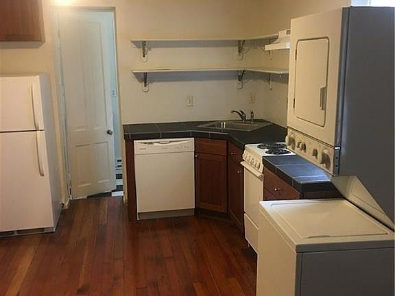 3rd image of 12 W Clay St APT C