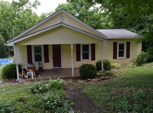 3136 Burnett Rd, Strawberry Plains, TN 37871