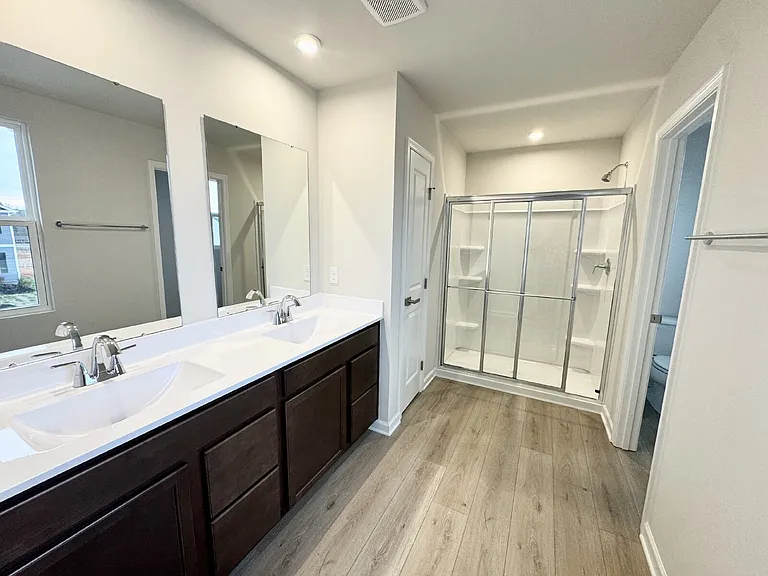 637 Coopers Mill Dr — Photo 19