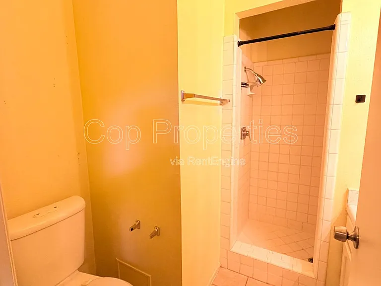 9319 Cliff Point Dr — Photo 16