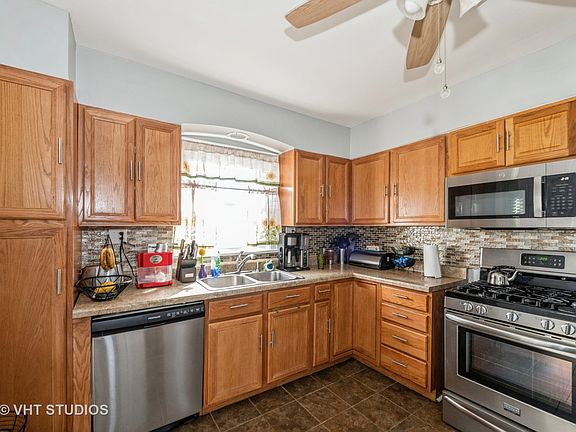 4th image of 2039 S 11th Ave