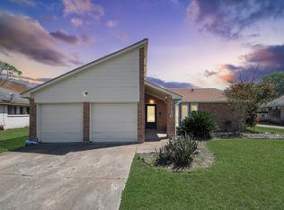 1750 Hilton Head Dr, Missouri City, TX 77459
