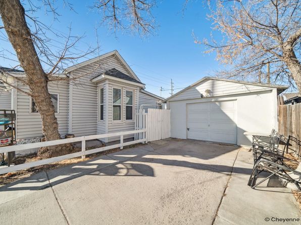 922 W 21st St, Cheyenne, WY 82001