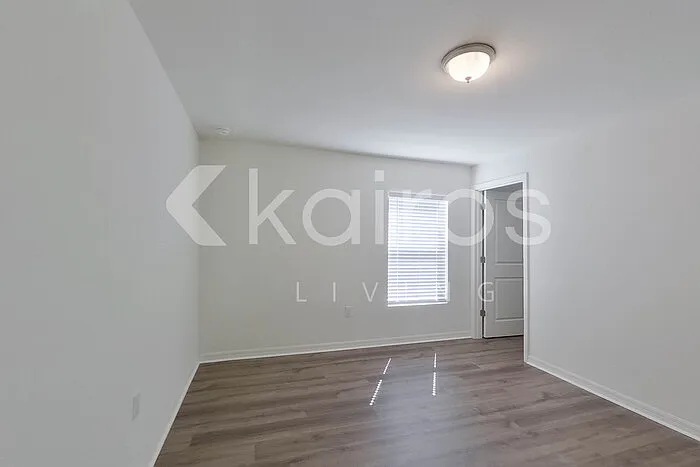 262 Grenada St — Photo 19