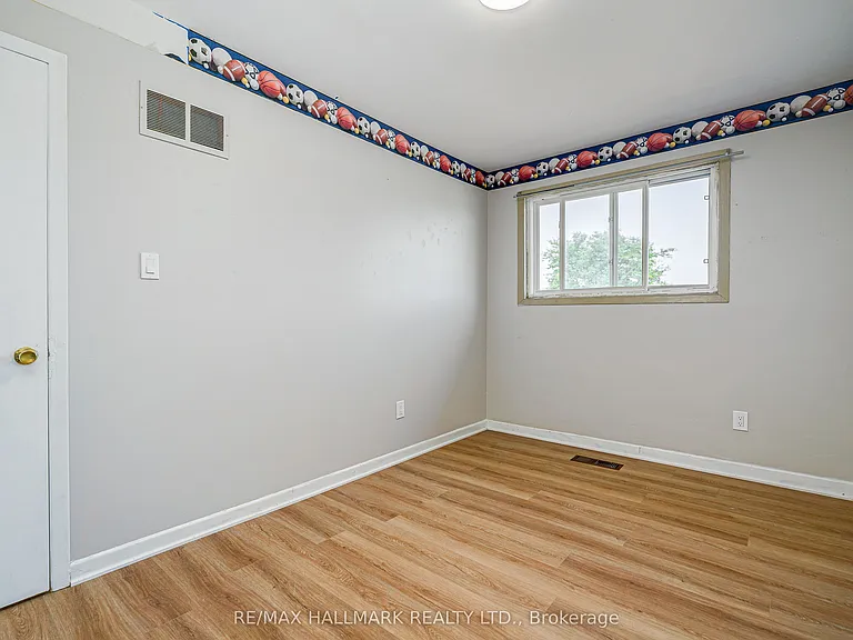 27 Keyworth Trl #UPPER — Photo 18