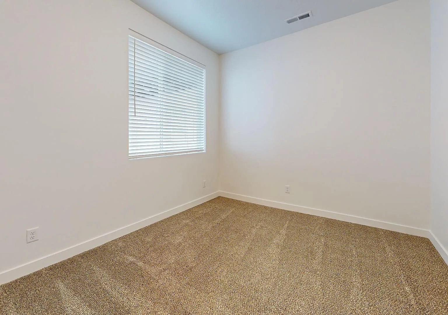 Yard Bldg 05: Unit 203 Type 1: Standard - 203 — Photo 3