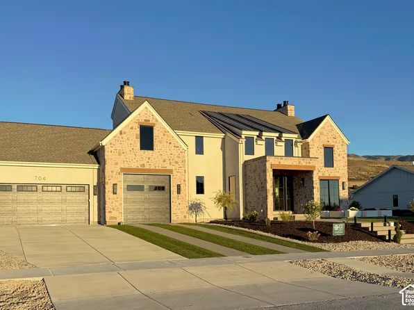 704 Cherry Creek Pkwy #30, Richmond, UT 84333