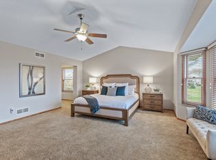 1755 Carriage Dr, Victoria, MN 55386