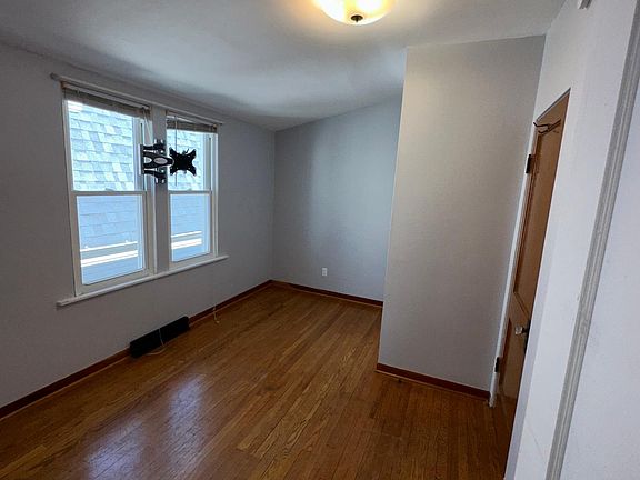 3rd image of 5905 W Patterson Ave Floor 2