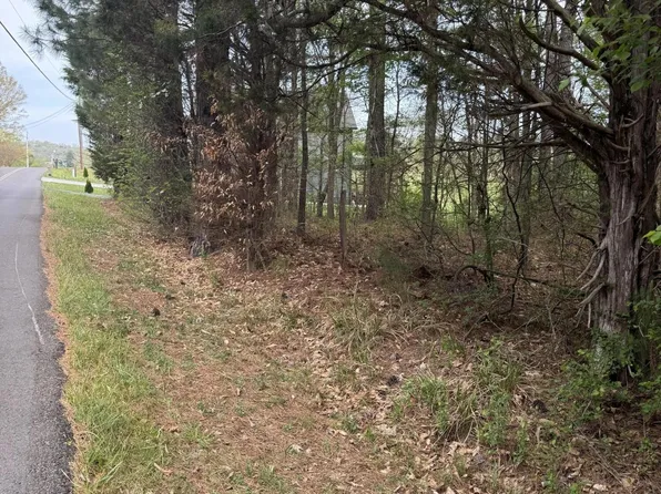 130 Trewhitt Dr SE, Cleveland, TN 37323