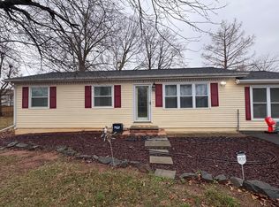 8717 Parkland St, Manassas, VA 20111