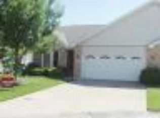 66 Summit Pointe Ct, Saint Charles, MO 63301