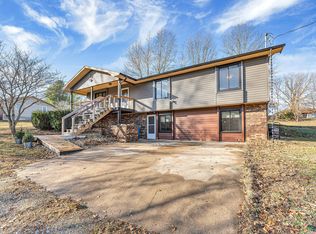 2005 S 22nd Ave, Ozark, MO 65721