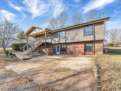 2005 S 22 Avenue, Ozark, MO, 65721