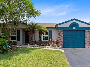 14730 S Beckley Sq, Fort Lauderdale, FL 33325