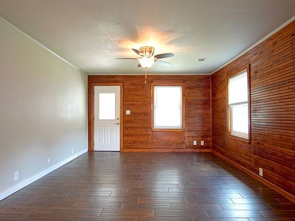 5th image of 200 Arbor Ave