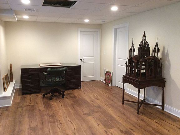 Finished Walkout basement