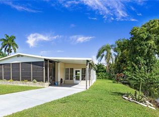 101 PINE KEY LN, NAPLES, FL 34114