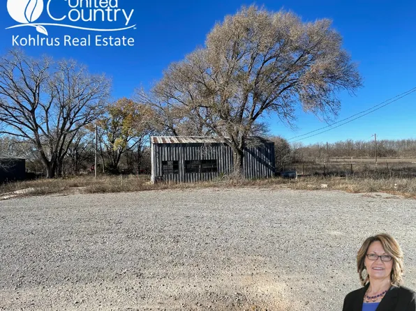 653 Main St, Waynoka, OK 73860