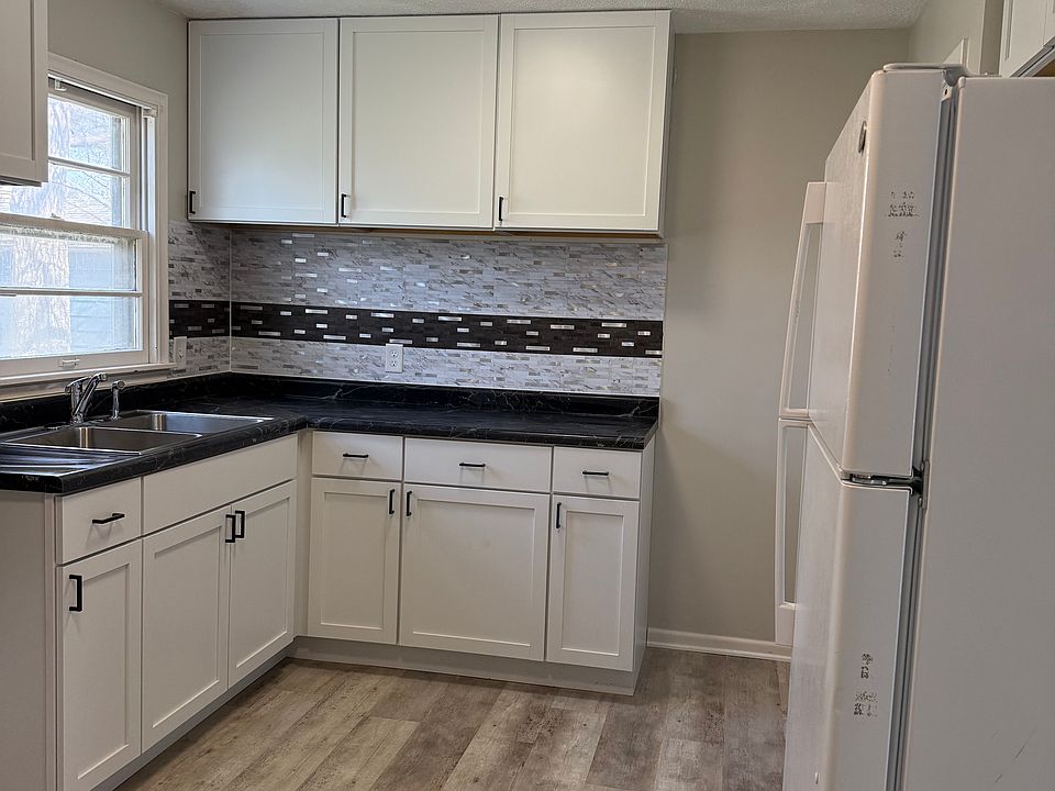 1st image of 431 N Cotner Blvd