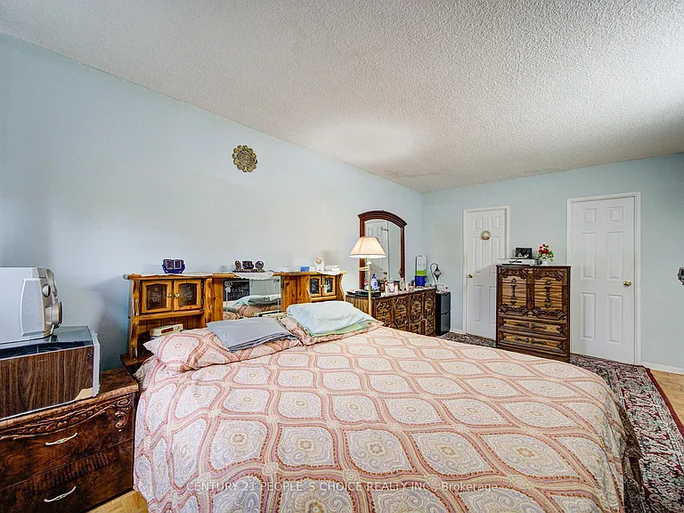 2645 Kipling Ave #411 — Photo 32