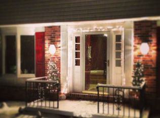 102 Tanglewood Dr, Lansdale, PA 19446