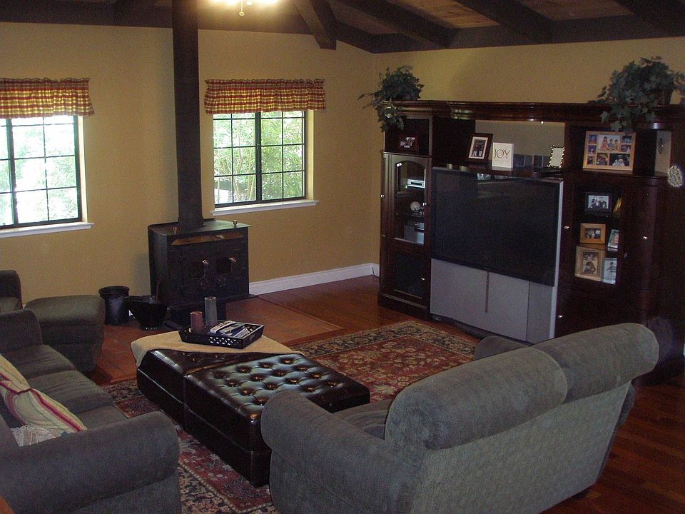 2nd image of 9450 Montevideo Dr