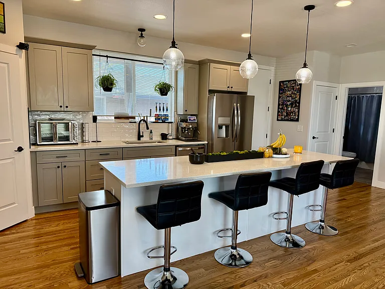 2525 W Wesley Ave — Photo 27