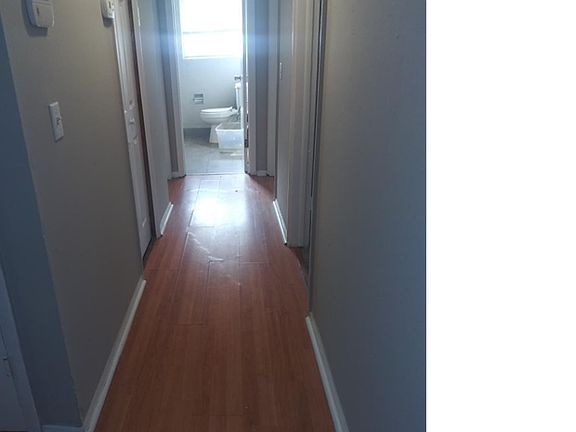 4th image of 4313 Clyde Dr